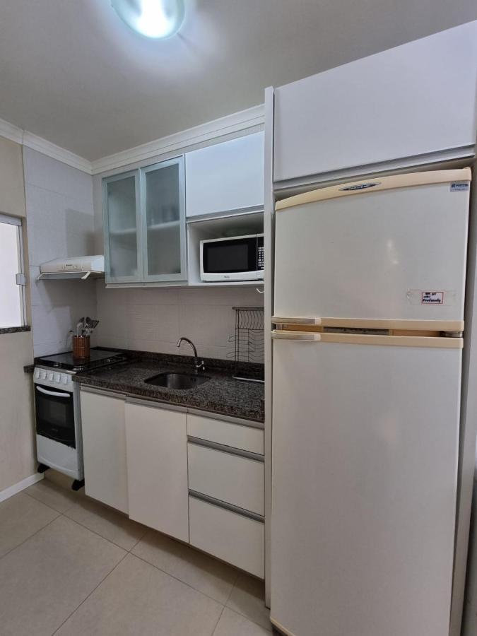 Apartamentos Proximo A Praia Bombinhas Exteriör bild