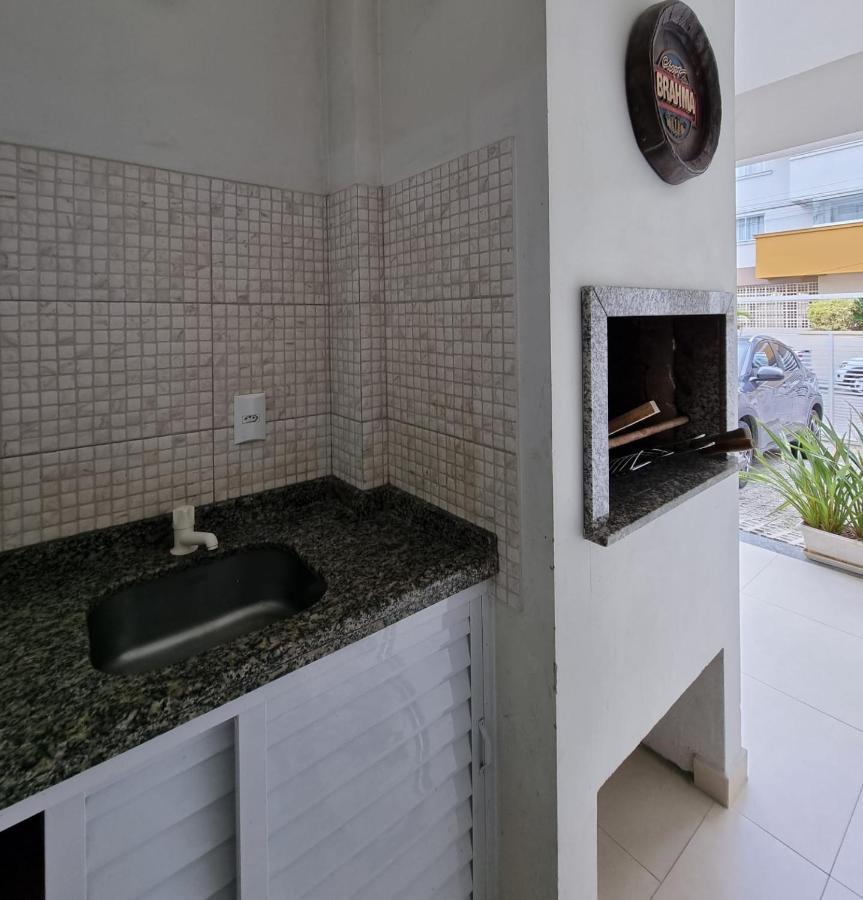 Apartamentos Proximo A Praia Bombinhas Exteriör bild